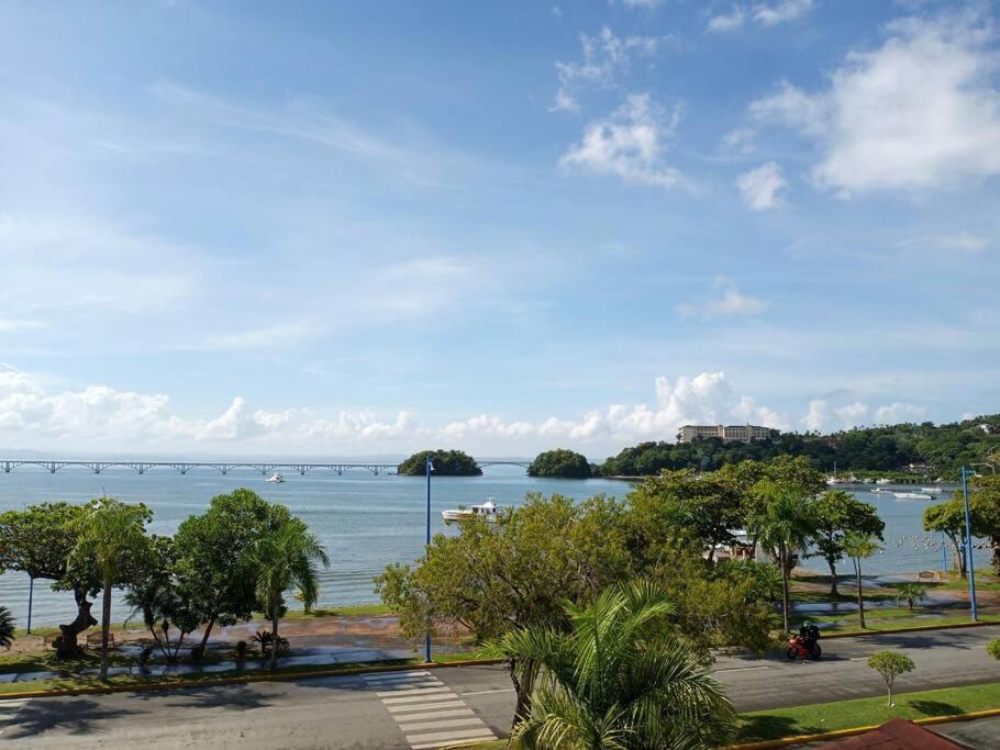 Indy'S Best Bay Frontview In Samana. Dış mekan fotoğraf